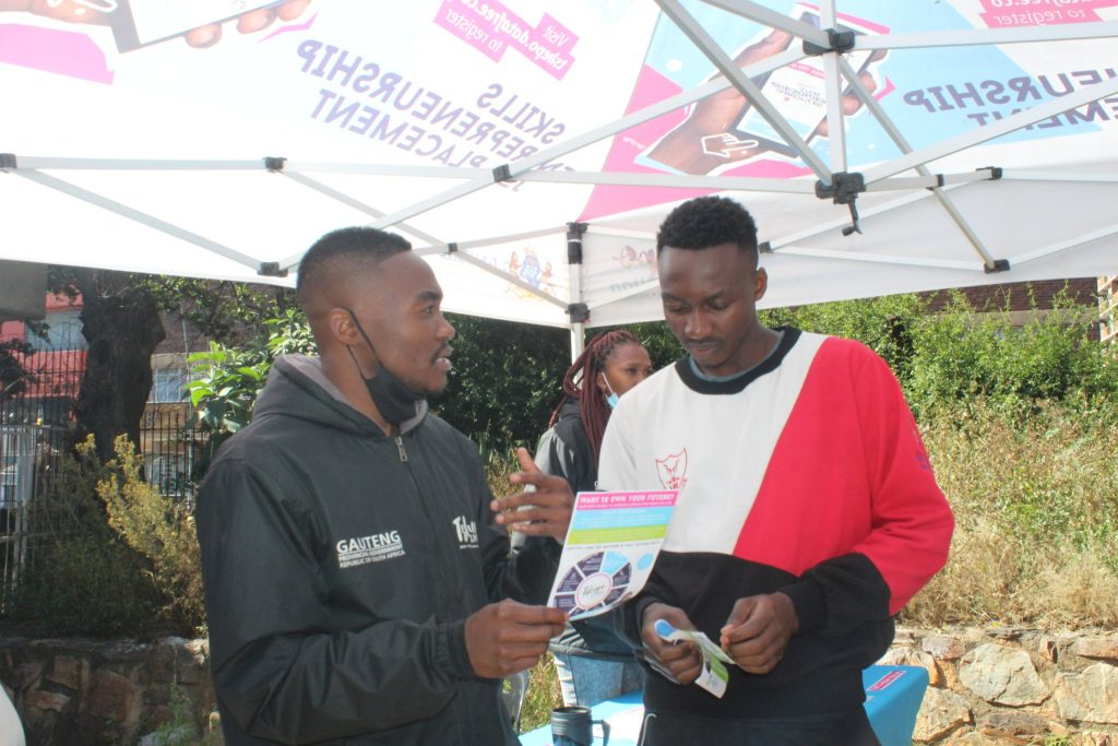 An event was held by Outreach Foundation to empower the youth with knowledge about the various options out there for them. Organisations, government departments, universities, colleges, media and companies attended with the hopes of sharing valuable information with them.